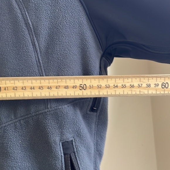 COLUMBIA - Outdoor Utility Titanium Outdoor Jacket - Black/Grey - Large - Picture 8 of 11